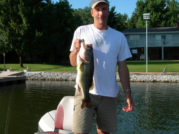mike_big_bass.jpg